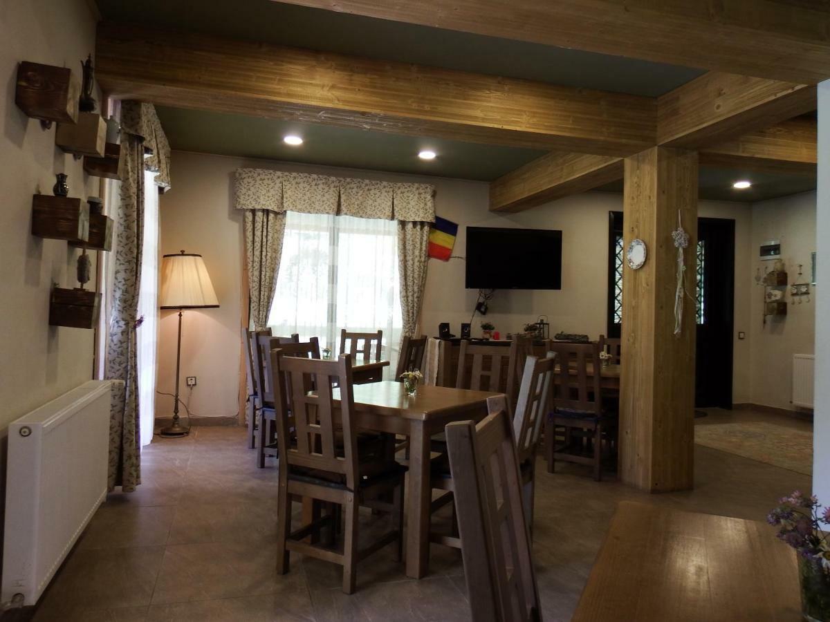 Отель Casa Din Vale Sacuieu Экстерьер фото