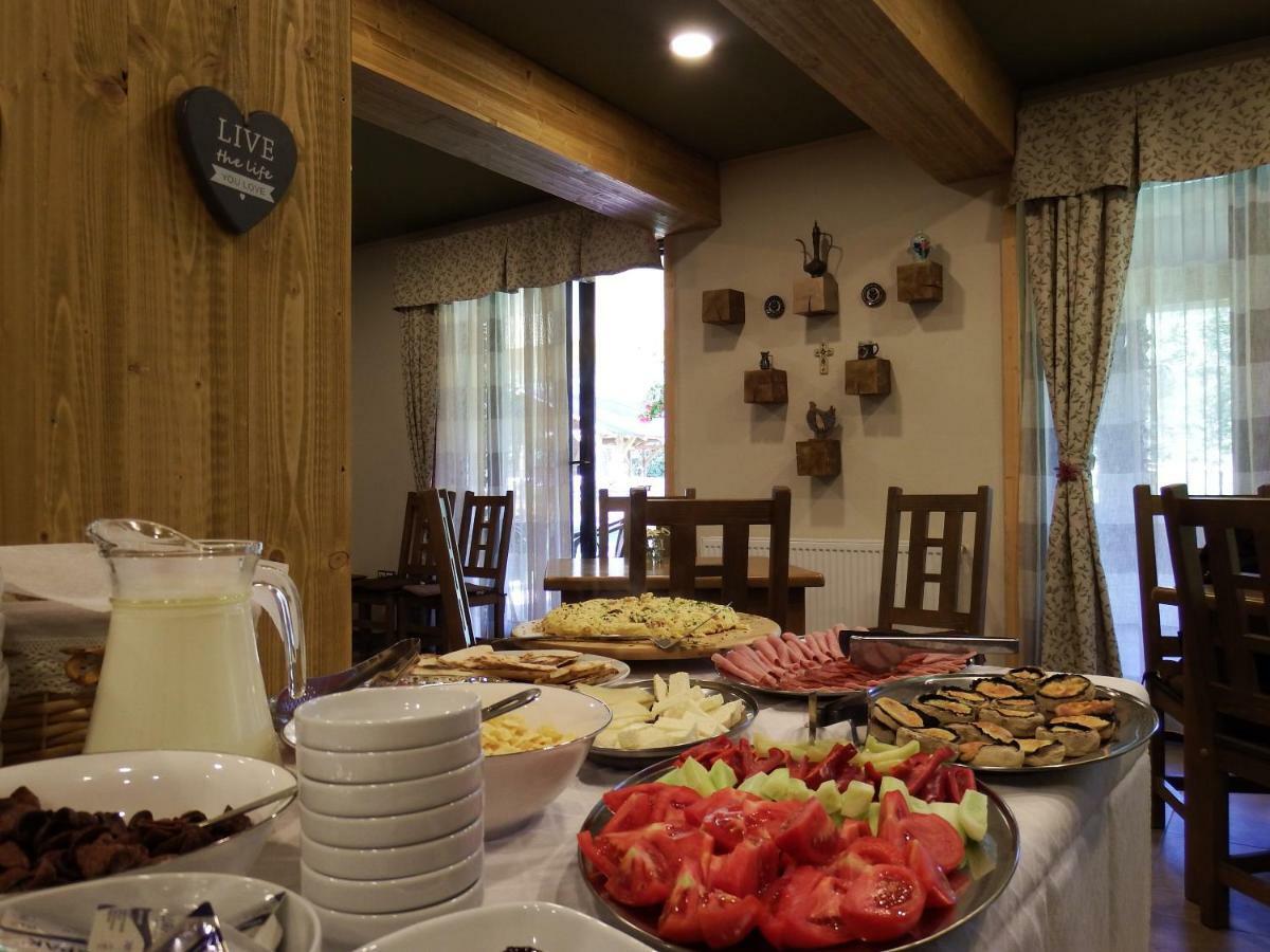Отель Casa Din Vale Sacuieu Экстерьер фото