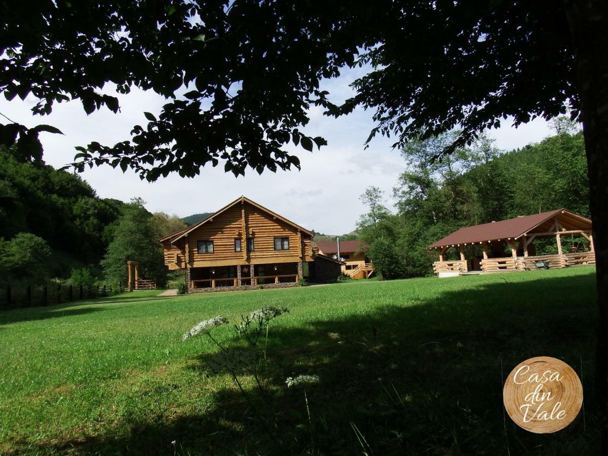 Отель Casa Din Vale Sacuieu Экстерьер фото